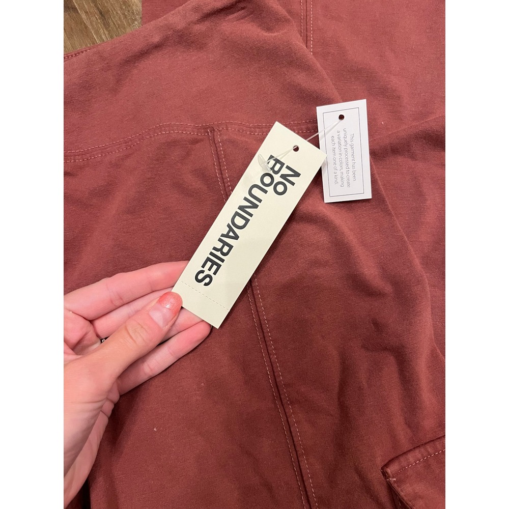 No Boundaries Flare Leggings with Pockets - Picture 4 of 4